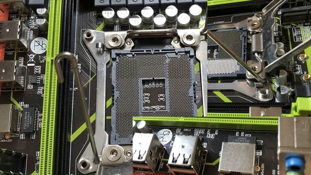 Распаковка X79 материнки QIYIDA + нескольких других товаров , конечно же с АлиЭкспресс. смотреть онлайн