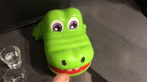 Игра на выпивание!!! Пьём весело!! Крокодил дил дил!