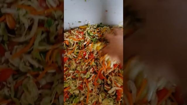 осений салат с капусты (Handy-Edition) смотреть онлайн