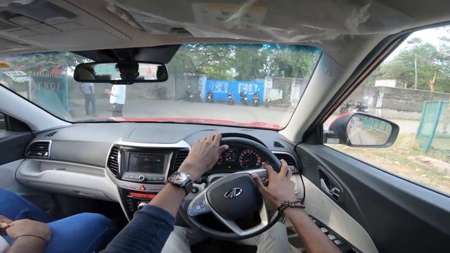 Mahindra XUV 300 BS6 Tamil Review | Drive Impressions | Diesel AMT W8(O) смотреть онлайн