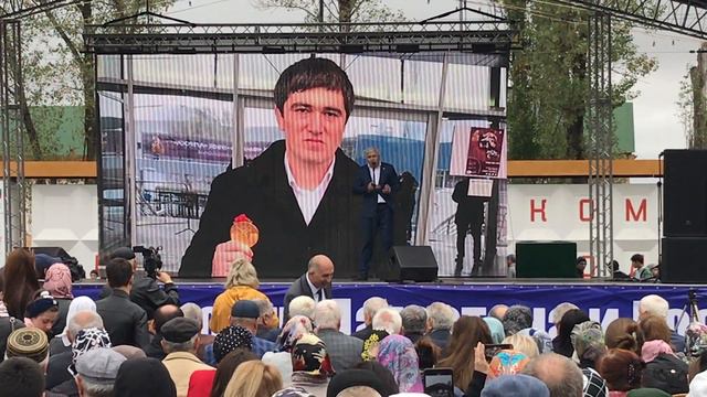 Нургудаев И.А. поздравляет Бахтияра А.Ш. - Nurgudaev I.A. congratulates Bakhtiyar A.Sh. смотреть онлайн