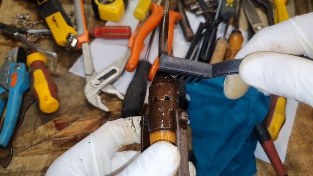 1891 НЕМЕЦКАЯ ОТВЕРТКА С ТРЕЩОТКОЙ -НЕ РЕСТАВРАЦИЯ смотреть онлайн