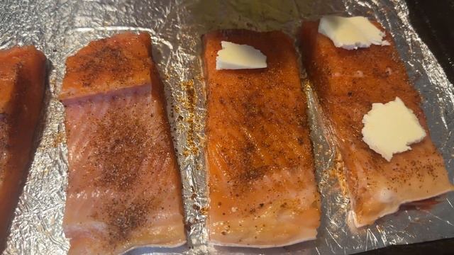 Запеченная форель под Креветками и Лимонами
