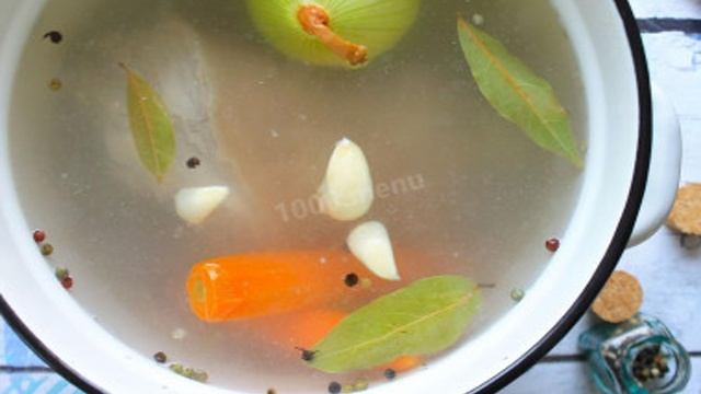 Свиная рулька вареная