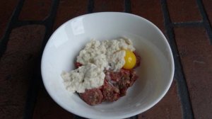 Паровые говяжьи котлеты для ребенка