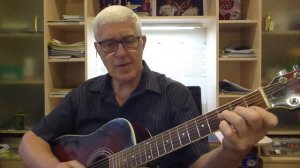 Сухой листвой шумит печально осень.   Александр Гой  .