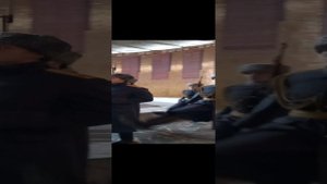 Смена караула на Мамаевом Кургане в Волгограде