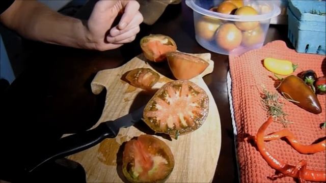 Tomato Tester: Dwarf Purple Heart(Love At First Bite)! смотреть онлайн