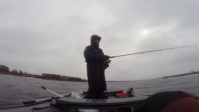 Redbor Corus - один костюм на полгода! смотреть онлайн