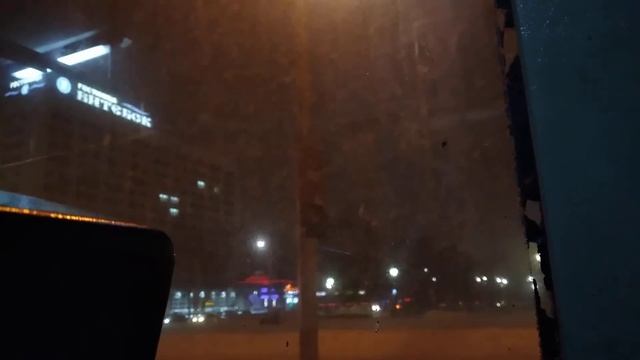 Вечерний Витебск // Поездка на старом троолейбусе БКМ 32102 °143 по маршруту 6 (27.12.2021) смотреть онлайн