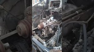 Момент установки двс Зил 130 на Зил Бычек.
