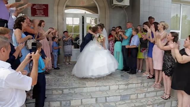 Видеосъемка, видеооператор на свадьбу Волжский смотреть онлайн