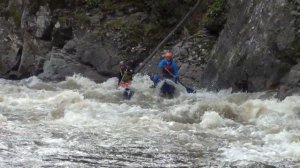 река Снежная - 2017, шивера, прохождение 2-го экипажа, Бурятия