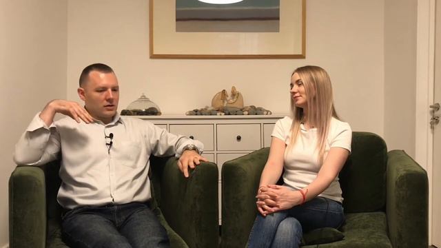 Видео с Антоном Махновским. "Отношения, почему люди не понимают друг друга?" смотреть онлайн