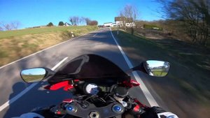 Мото Езда на СПОРТБАЙКЕ | Suzuki GSX-R 600