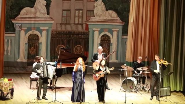 Фрагмент из концерта "В цветущих акациях город" (16.10.2021) (ЦДУ) смотреть онлайн