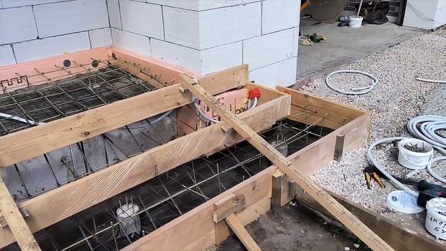 Сделал Шикарное крыльцо своими  руками