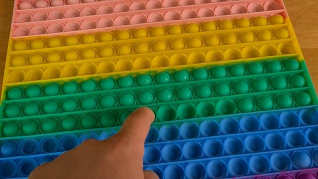 Развитие ребенка с POP IT (поп ит). Учим цвета с ребенком, развитие и запуск речи, мелкой моторики