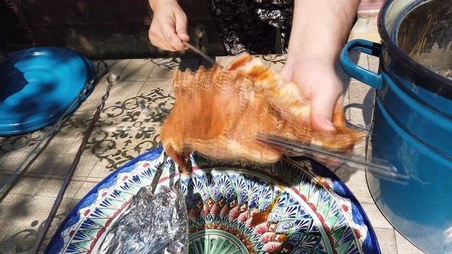 СВИНЫЕ РЕБРЫШКИ НА МАНГАЛЕ С СОУСОМ ТЕРИЯКИ