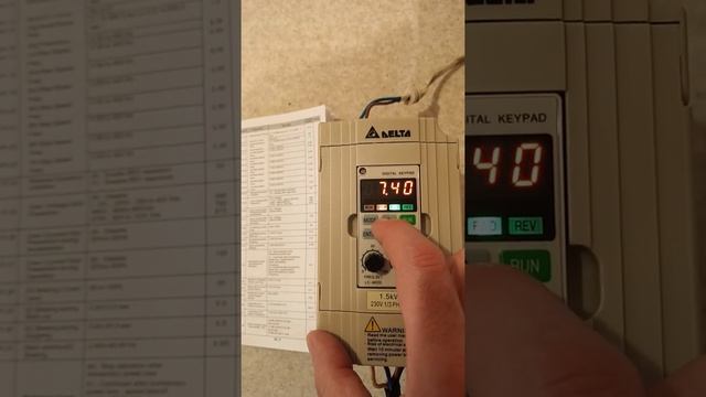 Настройка частотника Delta VFD015M21A с самого начала смотреть онлайн