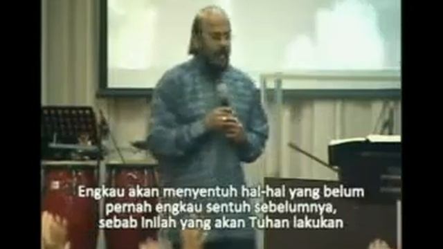 2013 Cross Over to Take Over - Subtitle Indonesia Part 1 смотреть онлайн