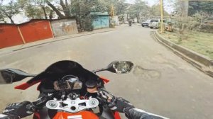 Взял мото девушку за трусы - Безбашенная мотоциклистка едет по опасному серпантину.mp4.mp4