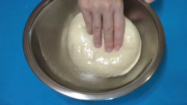 Домашний хлеб в духовке на опаре. Ароматный, мягкий, с хрустящей корочкой! смотреть онлайн