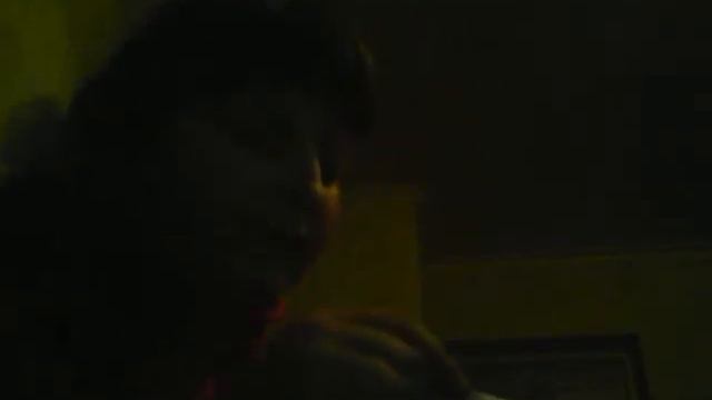 киська и кстати тот инопланетянин из саши спилберг только я их не покрасила нету красок смотреть онлайн