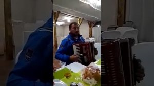 Рухъна неш Даргинская песня о матери