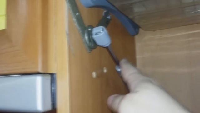 Подъёмный механизм  фасадов своими руками