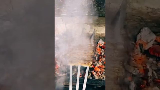 #shorts вкусный Шашлык готовить в Москве, узбекский кухня самса тандыр чайхана Муслим
