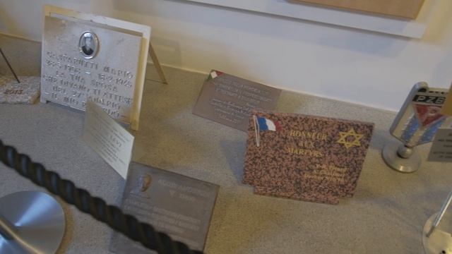 ?Попали в лагерь ☠️смерти сразу из аэропорта ?? смотреть онлайн