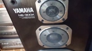 YAMAHA NS-300X & YAMAHA A-2000 суперзвук для наушников.
