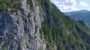 Скалы на Белом Боме. Ак-бом Акбом, республика Алтай