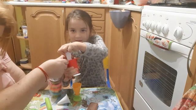 Пластилин "Плей до"Создай своё любимое мороженое" смотреть онлайн