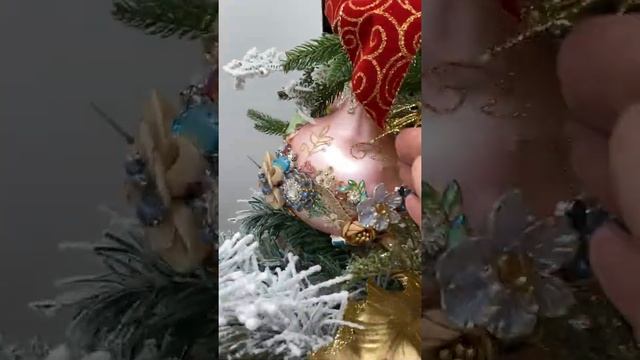 Kings Jewel Tree Medium смотреть онлайн