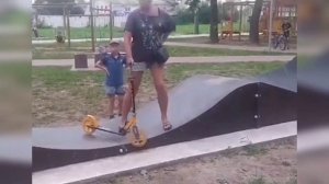 Эпичное появление яжемамки