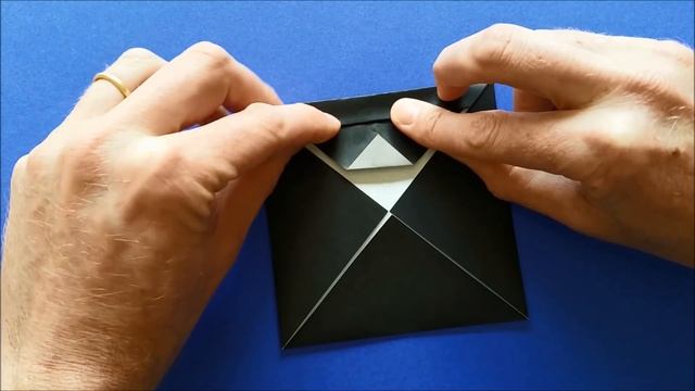 How to Make an Origami Darth Vader from Star Wars in 5 minutes - Tutorial (Stéphane Gigandet) смотреть онлайн
