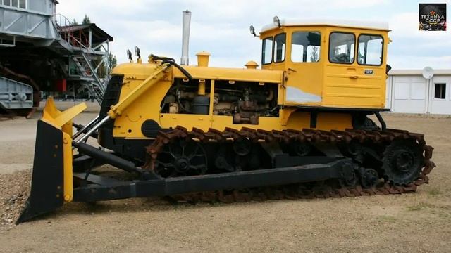 Тяжелый промышленный гусеничный трактор Т-180 из Брянска смотреть онлайн