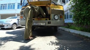 школьный автобус ПАЗ 32053-70, подготовка к техосмотру продолжается.