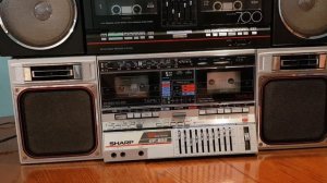 Что выбрать: Sharp GF-700 или Sharp GF-800