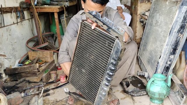 How To Clean Radiator | Radiator Repair Shop | Car Radiator Cleaning смотреть онлайн