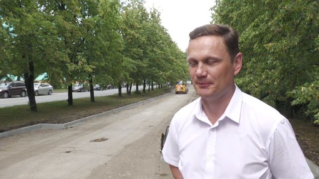 Начался ремонт тротуара на ул. 40 лет Октября/ 11-08-2022 смотреть онлайн