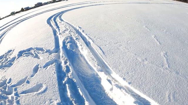 КАТАЮСЬ НА МОЩНОМ СПОРТИВНОМ СНЕГОХОДЕ!!! смотреть онлайн