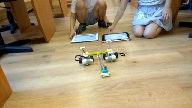 Летняя школа робототехники в Пенатах. Занятие 8 смотреть онлайн