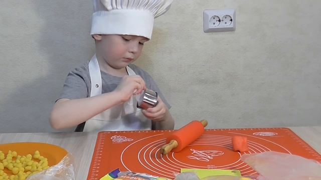 20.03.2022г.Тимофей Репников покажет мастер класс по лепке пельменей (мантов) в виде розочки
