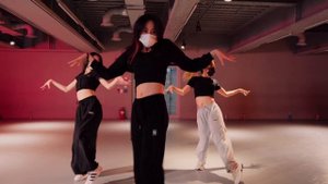 Sub Urban & Bella Poarch - INFERNO / Woonha Choreography