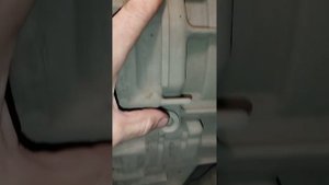 Замена масла в гибридке приус 20.