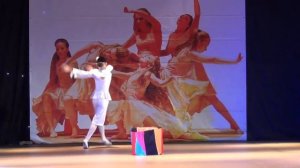 Грустный клоун. Эстрадный танец. Соло Дети