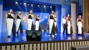 "Птица счастья" Музыка Александры Пахмутовой, слова Николая Добронравова.